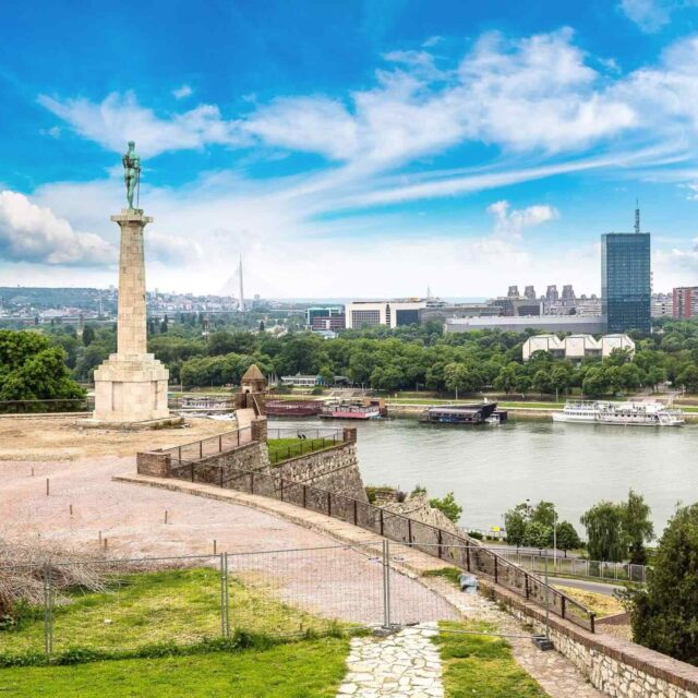 https://theme.codigosimpleweb.com/wp-content/uploads/2018/09/destination-belgrade-06-640x640.jpg